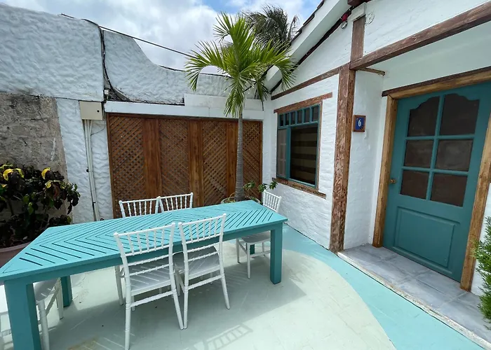 Hosteria Punta Blanca