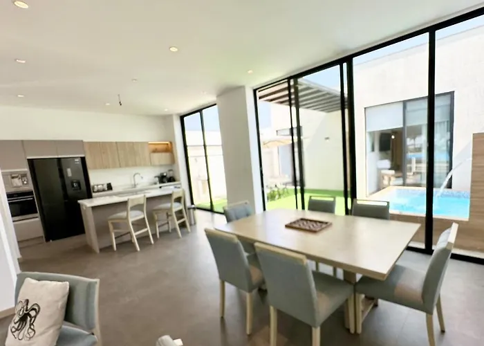 Blue Villas